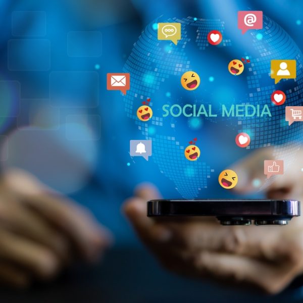 Concept,Of,Social,Media,Communication,And,Digital,Online,,People,Use